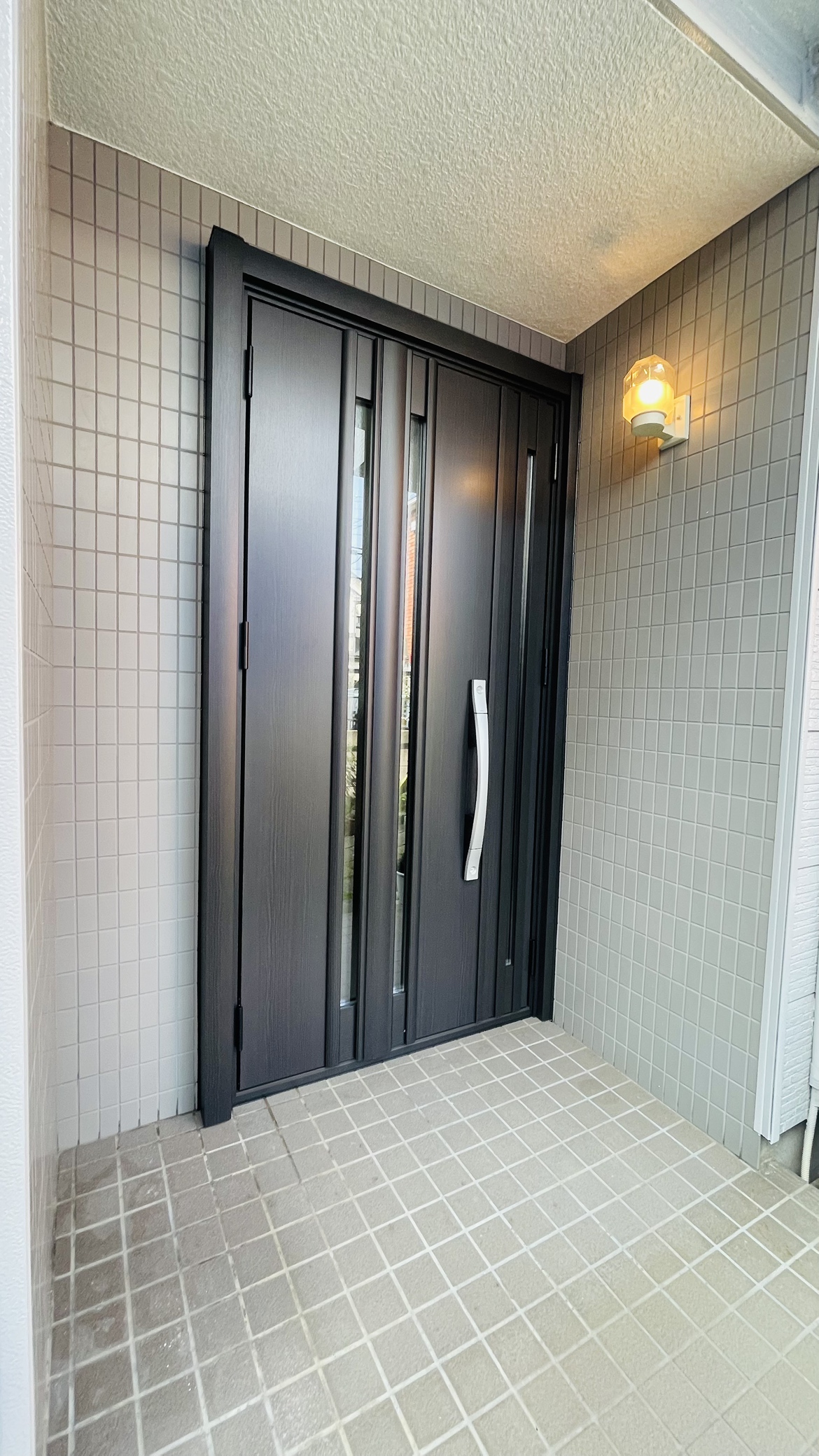 防犯面でも安心の玄関ドア　リシェント